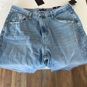 Fashion Nova Jeans size 15